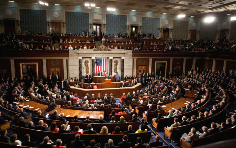 Il Caos in Capitol Hill: La lotta di potere e il futuro incerto del Partito Repubblicano