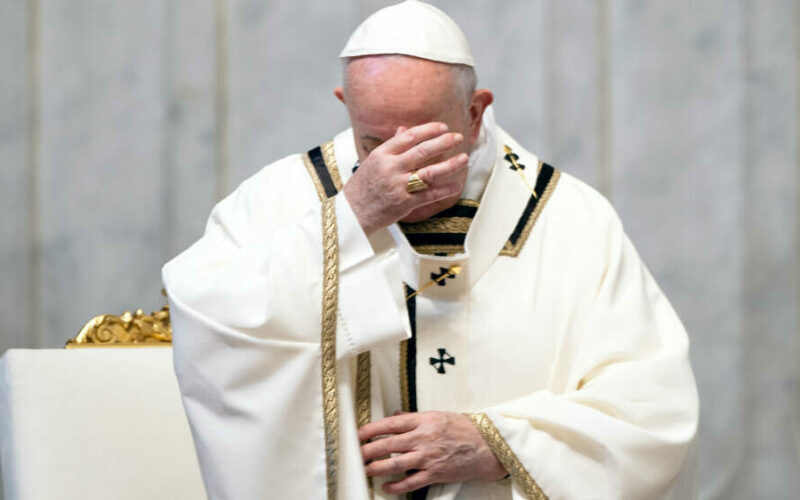 La Chiesa Cattolica tra Conservatorismo e Progressismo: Papa Francesco al Centro del Dibattito